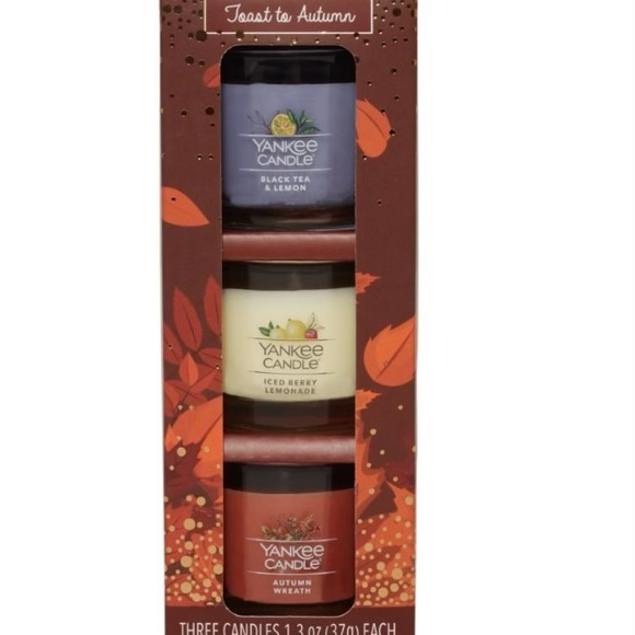 2 Sets of Yankee Candle Pumpkin Spice and Taste of Autumn Mini Candle Set